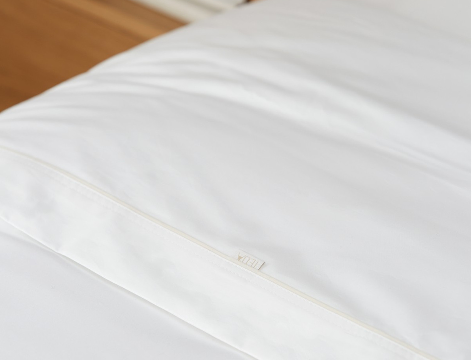 Estelia Encimera Estelia Combi 100% Algodón Telia Satén 600 Hilos color Blanco con bies hueso