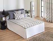 Colcha edredón Toledo con cojín incluído color Azul o Beige