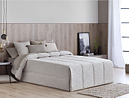 Edredón Conforter Pique Pedraza color Beige o Blanco