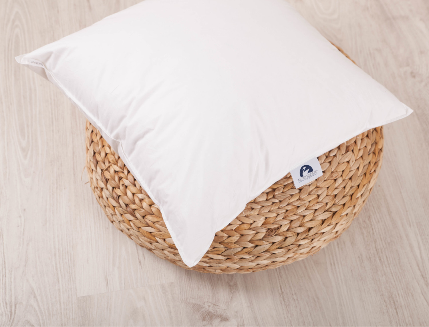 Nordream Relleno de cojín 10% plumón Fuji. Tejido Algodón Downproof